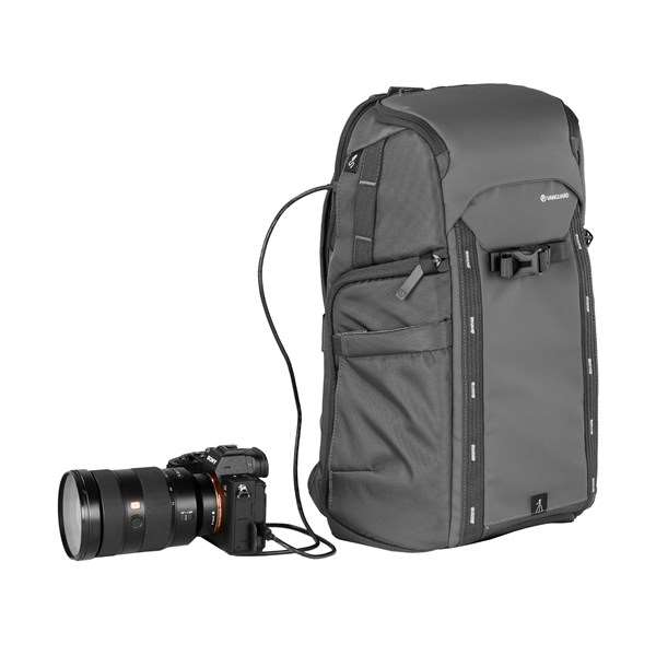 Vanguard VEO Adaptor S41 GY Backpack with USB Port Side Access