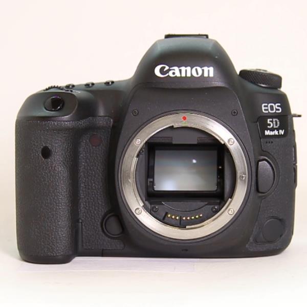 Used Canon EOS 5D Mark IV Digital SLR Camera Body