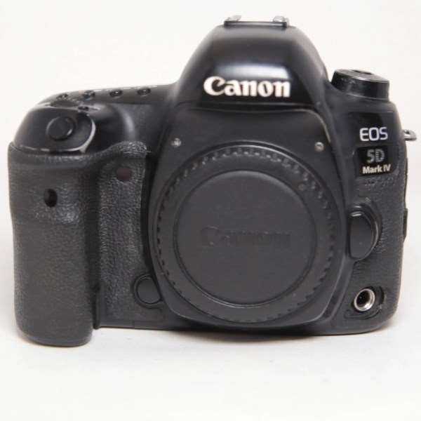 Used Canon EOS 5D Mark IV Digital SLR Camera Body