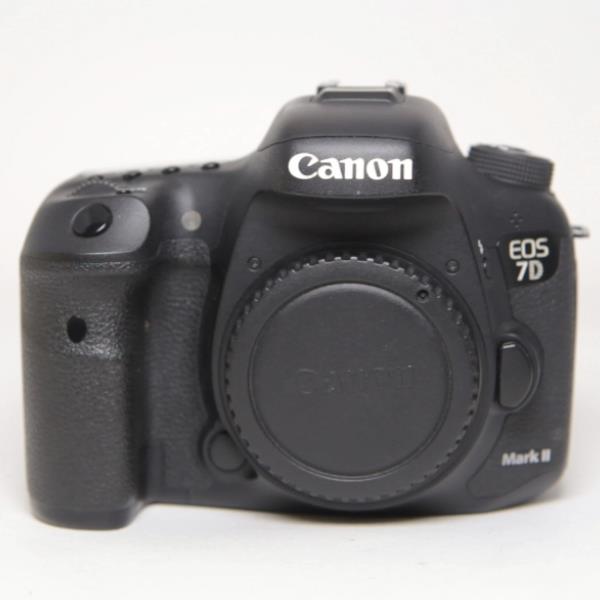 Used Canon EOS 7D Mark II Digital SLR Camera Body