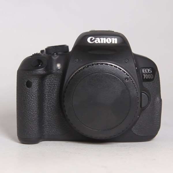 Used Canon EOS 700D DSLR Camera (Body Only)