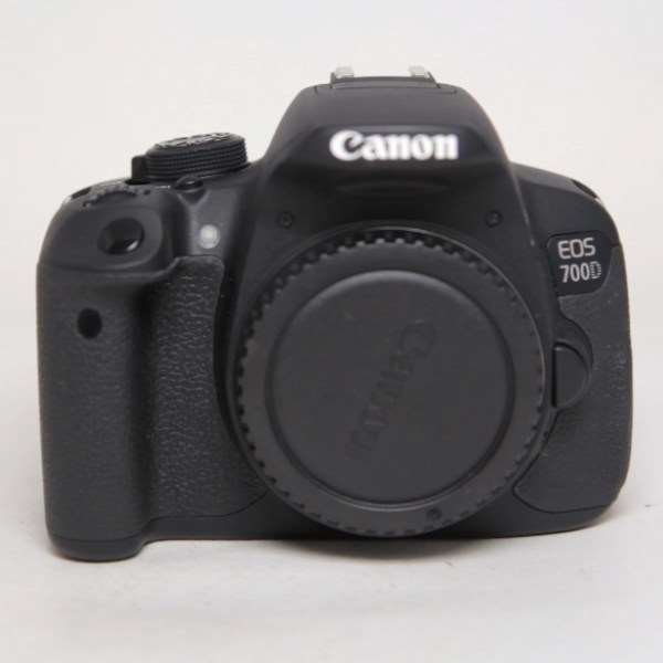 Used Canon EOS 700D DSLR Camera (Body Only)