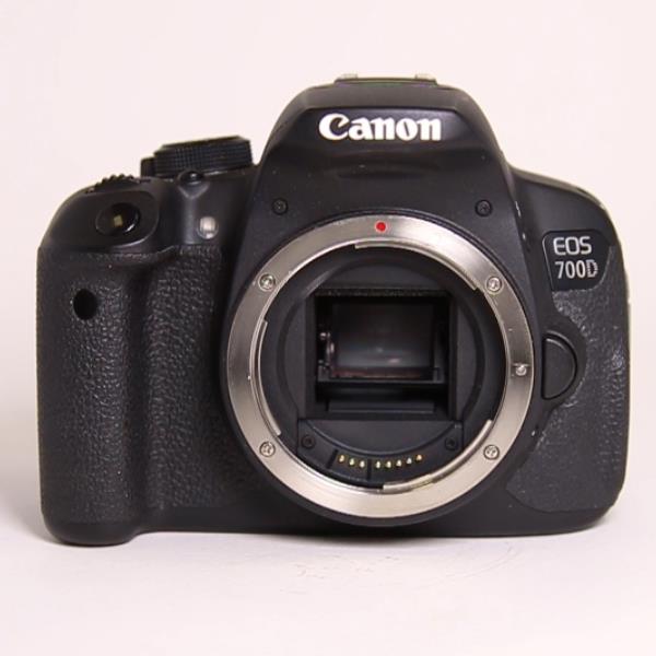 Used Canon EOS 700D DSLR Camera (Body Only)