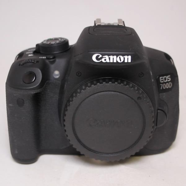 Used Canon EOS 700D DSLR Camera (Body Only)