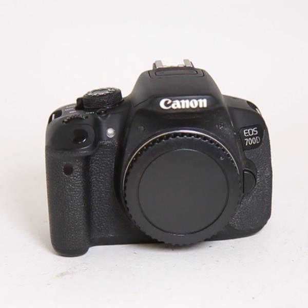 Used Canon EOS 700D DSLR Camera (Body Only)