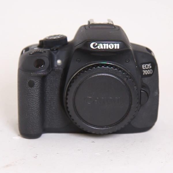 Used Canon EOS 700D DSLR Camera (Body Only)