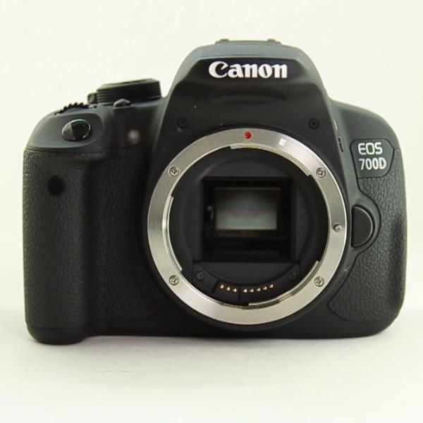 Used Canon EOS 700D DSLR Camera (Body Only)
