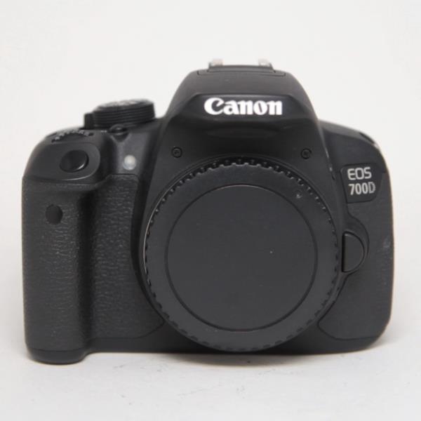 Used Canon EOS 700D DSLR Camera (Body Only)