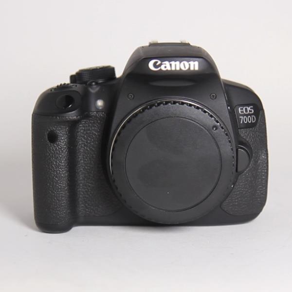 Used Canon EOS 700D DSLR Camera (Body Only)