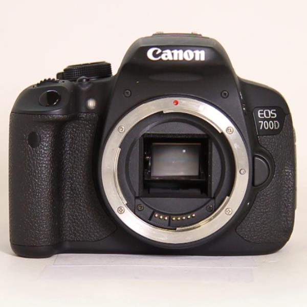 Used Canon EOS 700D DSLR Camera (Body Only)