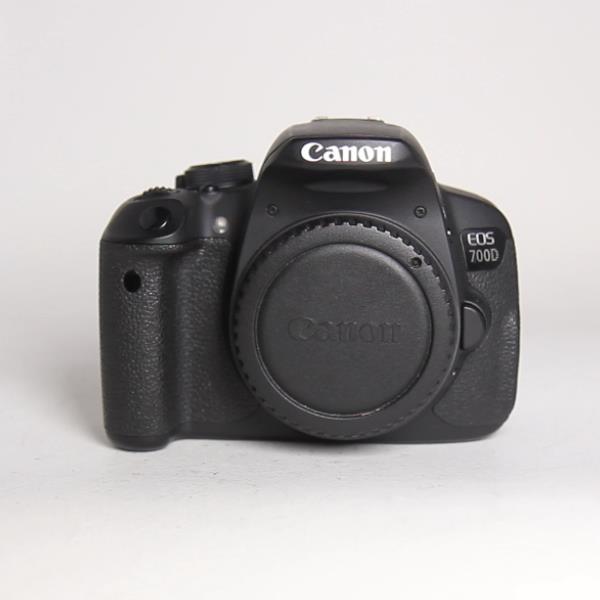 Used Canon EOS 700D DSLR Camera (Body Only)