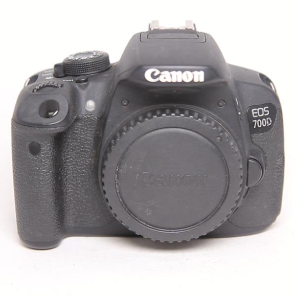 Used Canon EOS 700D DSLR Camera (Body Only)