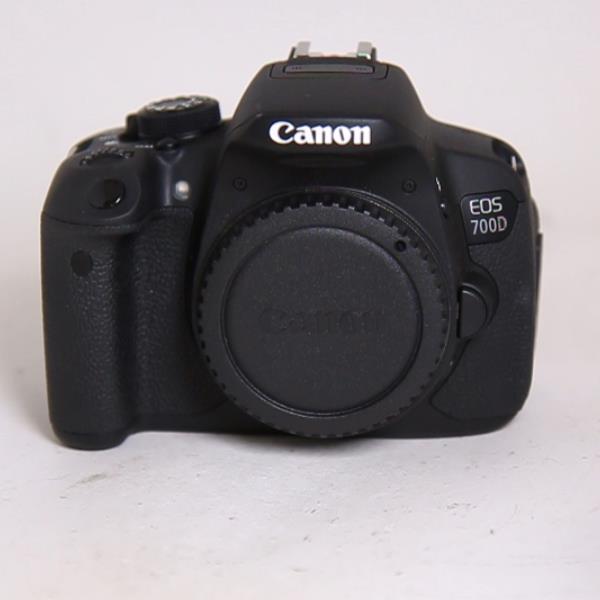 Used Canon EOS 700D DSLR Camera (Body Only)