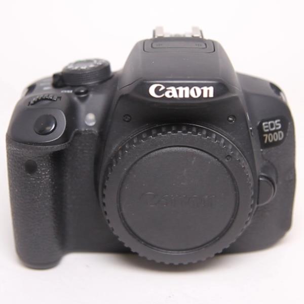 Used Canon EOS 700D DSLR Camera (Body Only)