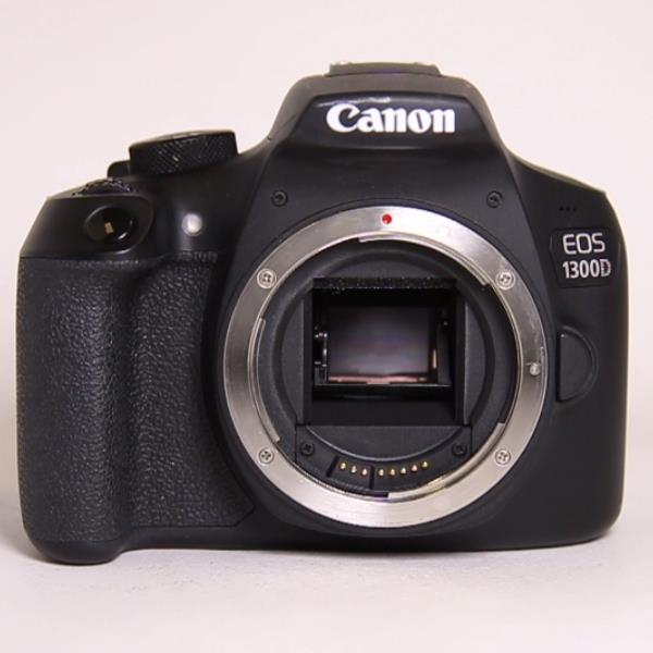 Used Canon EOS 1300D DSLR Camera (Body Only)