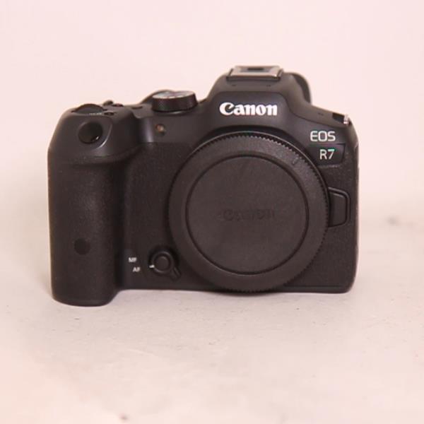 Used Canon EOS R7 Mirrorless Camera Body