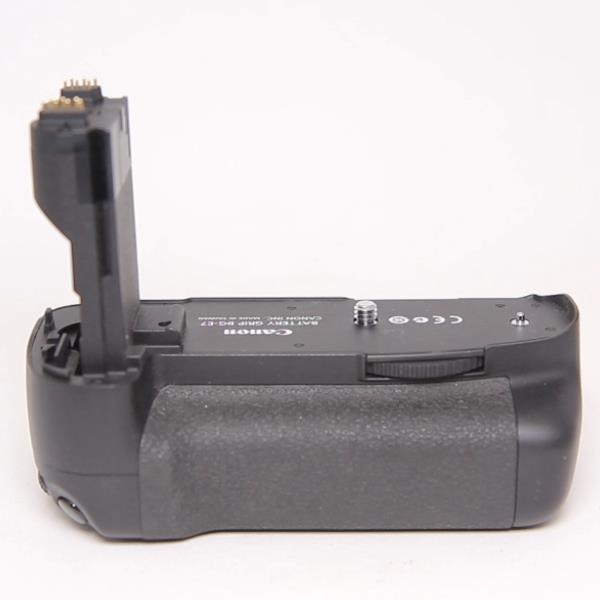 Used Canon BG-E7 BGE7 Battery Grip for EOS 7D