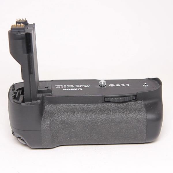 Used Canon BG-E7 BGE7 Battery Grip for EOS 7D