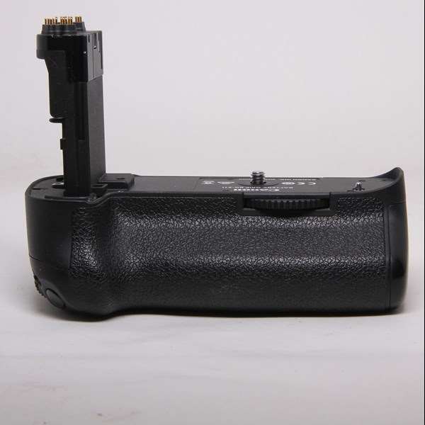 Used Canon Battery Grip BG-E11