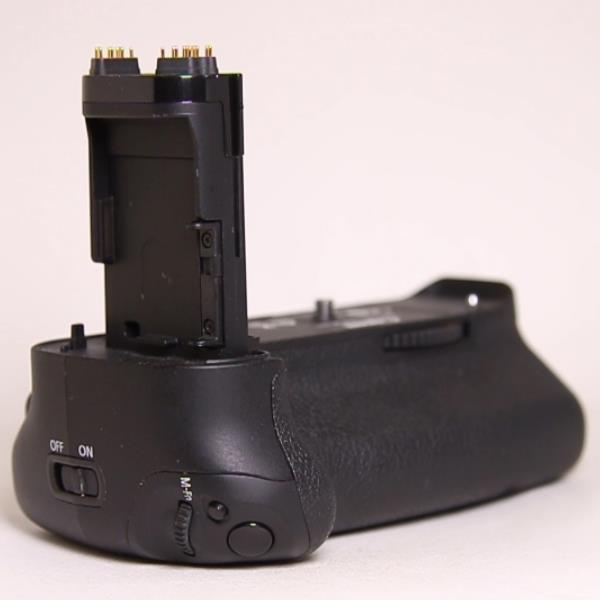 Used Canon Battery Grip BG-E11