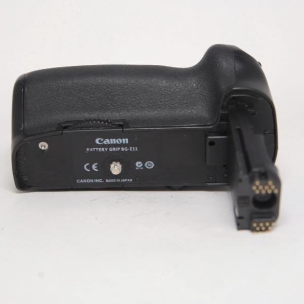 Used Canon Battery Grip BG-E11