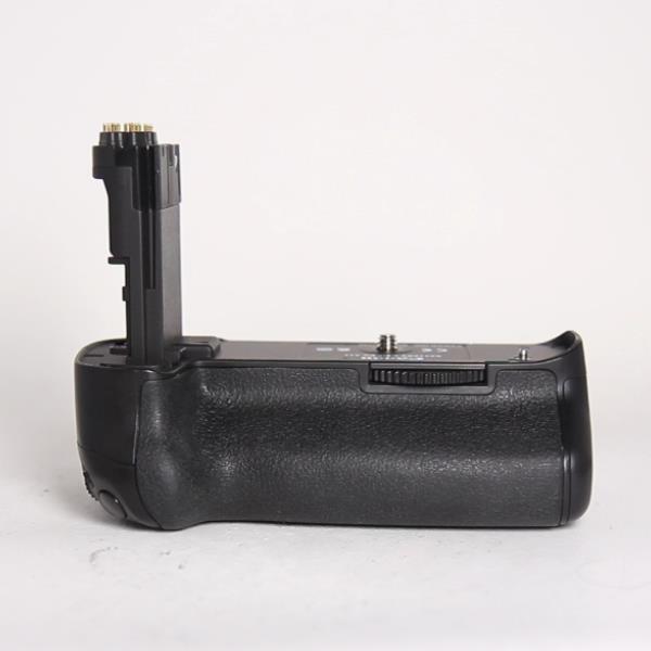 Used Canon Battery Grip BG-E11