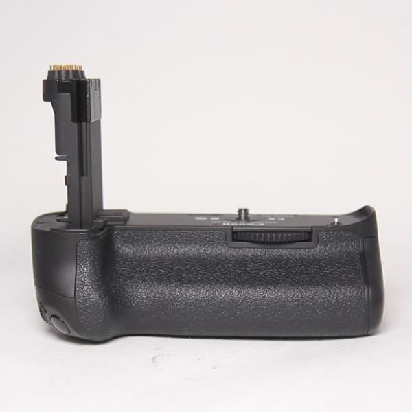 Used Canon Battery Grip BG-E11