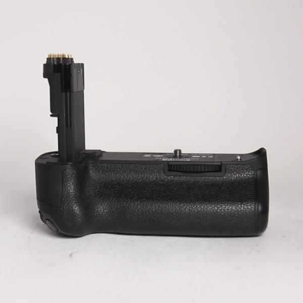 Used Canon Battery Grip BG-E11