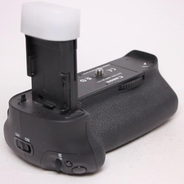 Used Canon Battery Grip BG-E11
