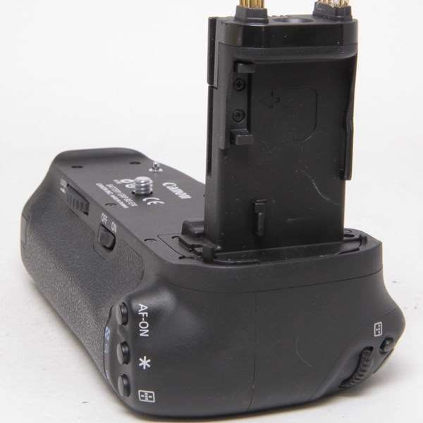Used Canon BG-E14 Battery Grip for EOS 70D