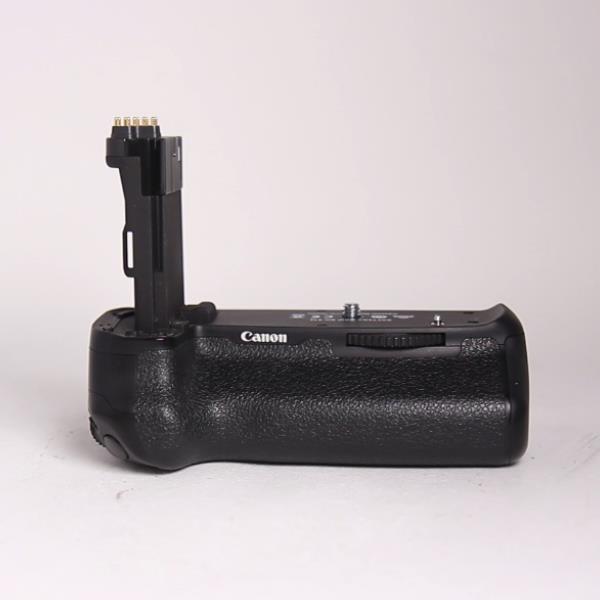 Used Canon BG-E14 Battery Grip for EOS 70D