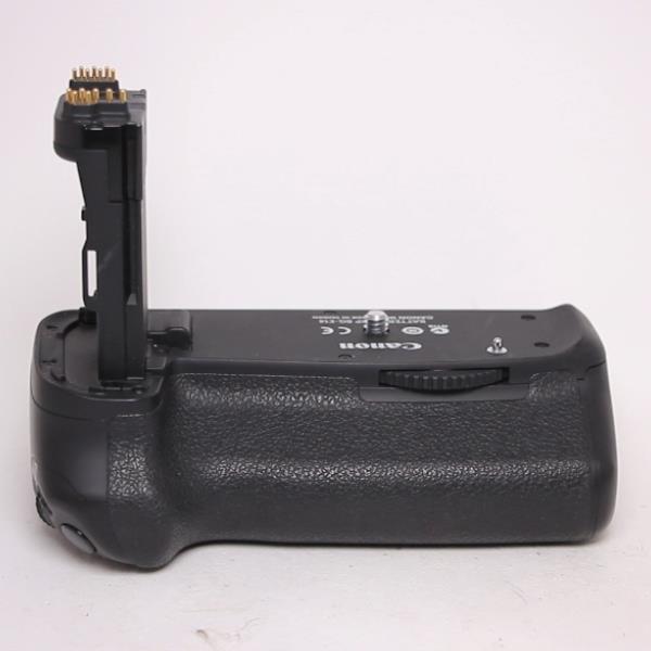 Used Canon BG-E14 Battery Grip for EOS 70D