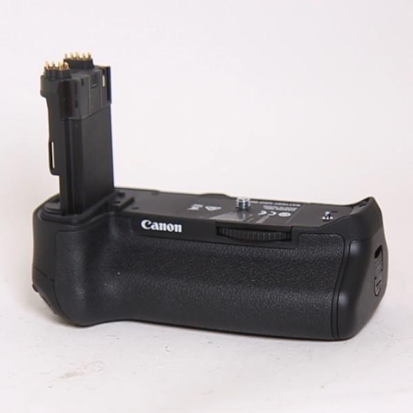 Used Canon BG-E16 Battery Grip for EOS 7d Mark II