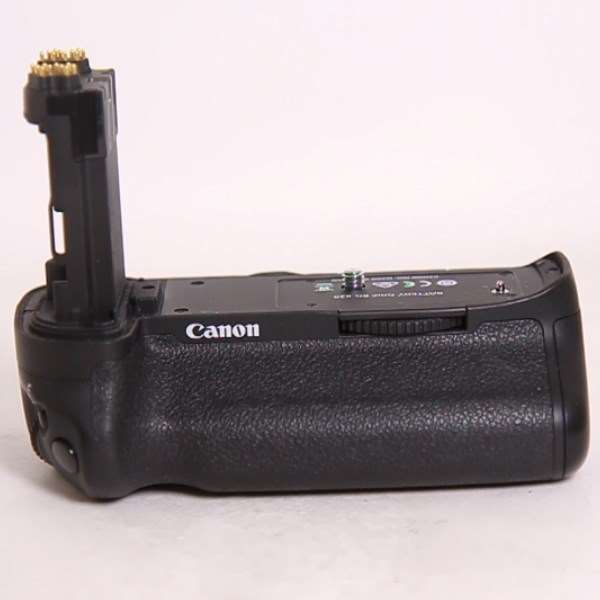 Used Canon Battery Grip BG-E20 for the 5D Mark IV