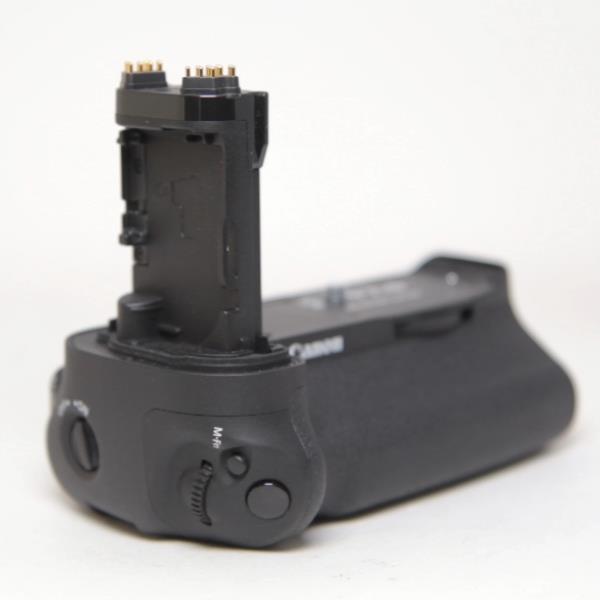 Used Canon Battery Grip BG-E20 for the 5D Mark IV