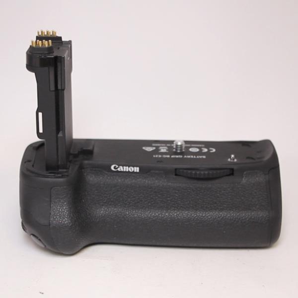 Used Canon BG-E21 Battery Grip