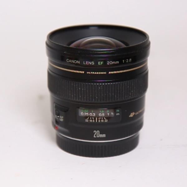 Used Canon EF 20mm f/2.8 USM Ultra Wide Angle Lens