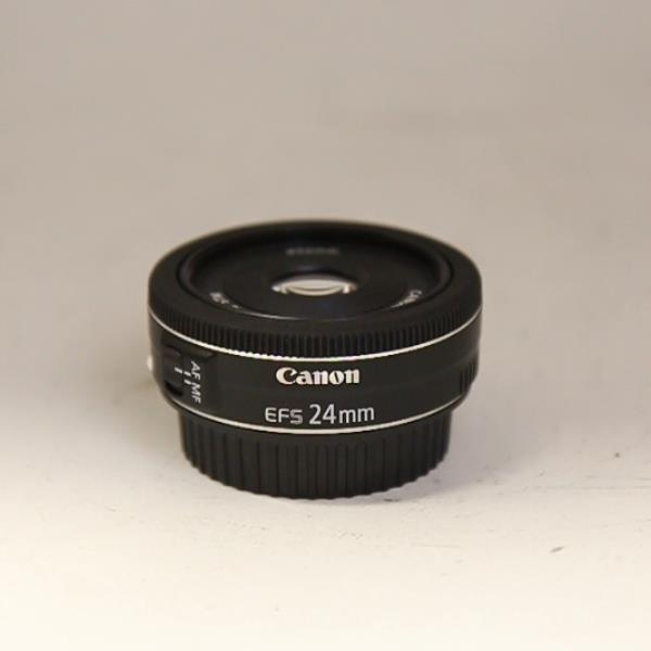 Used Canon EF-S 24mm f/2.8 STM Wide Angle Pancake Lens