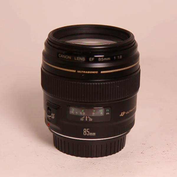 Used Canon EF 85mm f/1.8 USM Short Telephoto Lens