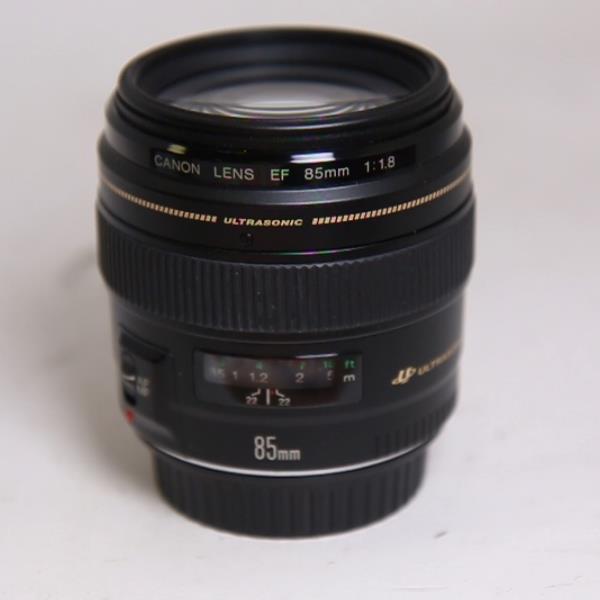 Used Canon EF 85mm f/1.8 USM Short Telephoto Lens
