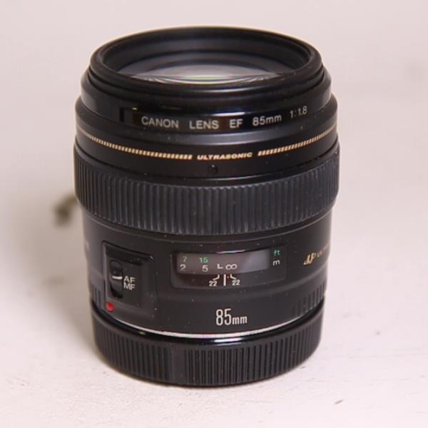 Used Canon EF 85mm f/1.8 USM Short Telephoto Lens