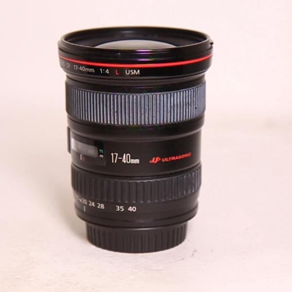 Used Canon EF 17-40mm f/4L USM Ultra Wide Angle Zoom Lens