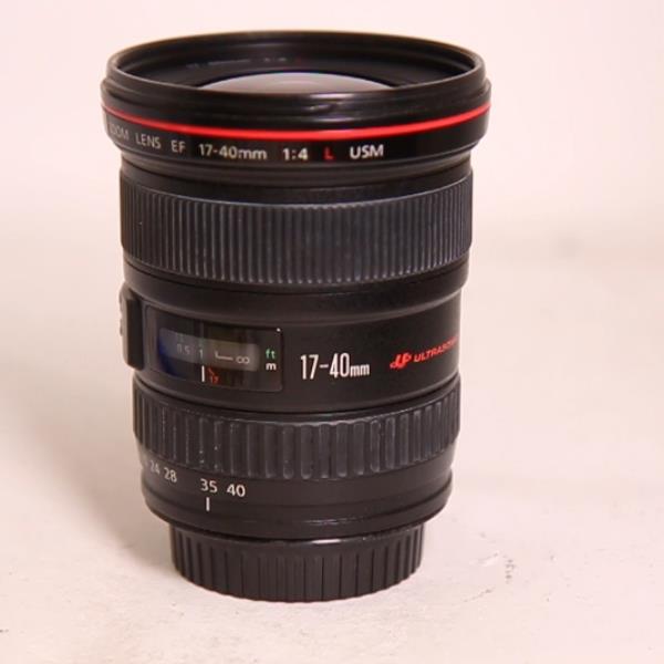 Used Canon EF 17-40mm f/4L USM Ultra Wide Angle Zoom Lens