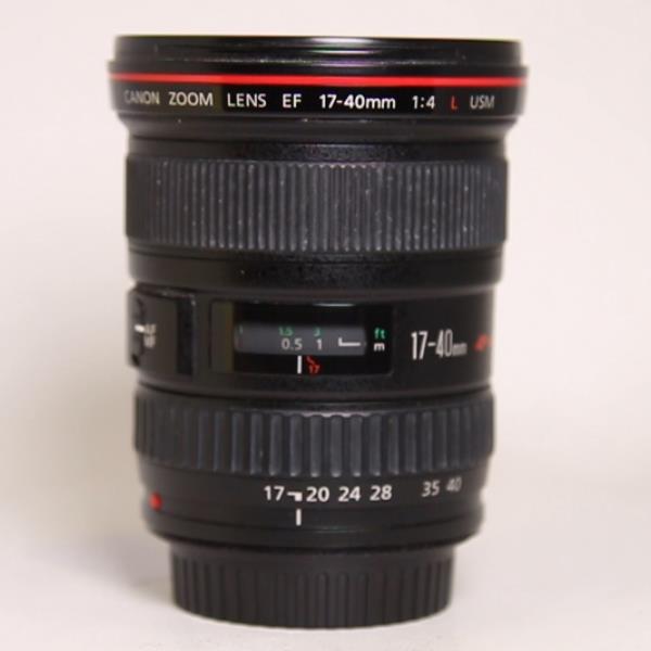 Used Canon EF 17-40mm f/4L USM Ultra Wide Angle Zoom Lens