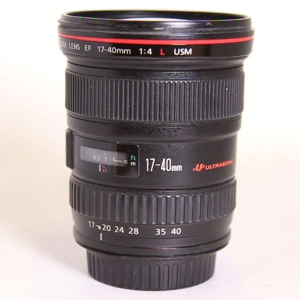 Used Canon EF 17-40mm f/4L USM Ultra Wide Angle Zoom Lens