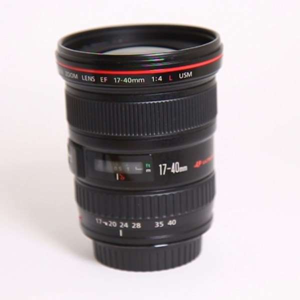 Used Canon EF 17-40mm f/4L USM Ultra Wide Angle Zoom Lens