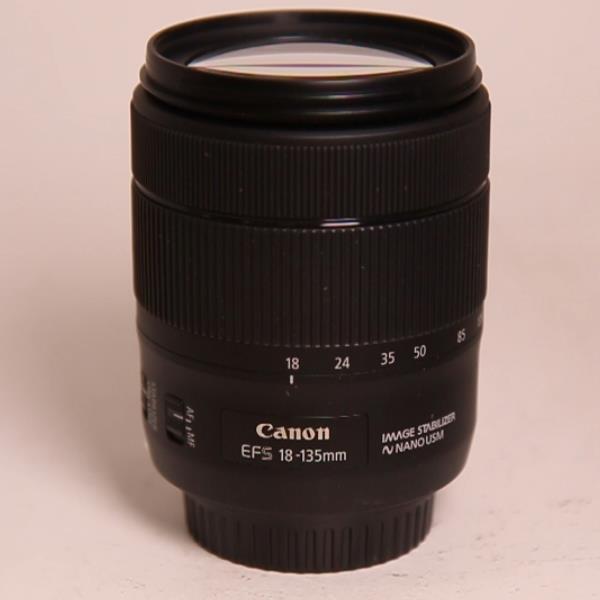 Used Canon EF-S 18-135mm f/3.5-5.6 IS USM Zoom Lens