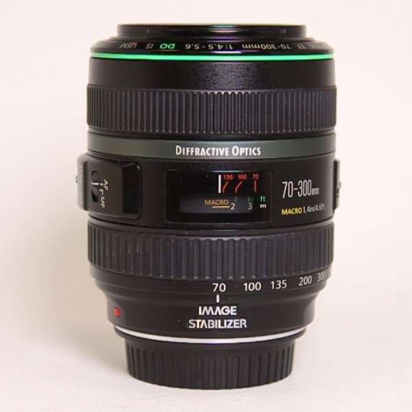 Used Canon EF 70-300mm f/4.5-5.6 DO IS USM Lens