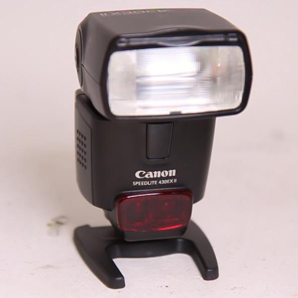 Used Canon Speedlite 430EX II Flash