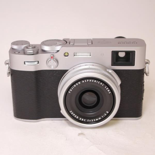 Used Fujifilm X100V Compact Digital Camera Silver